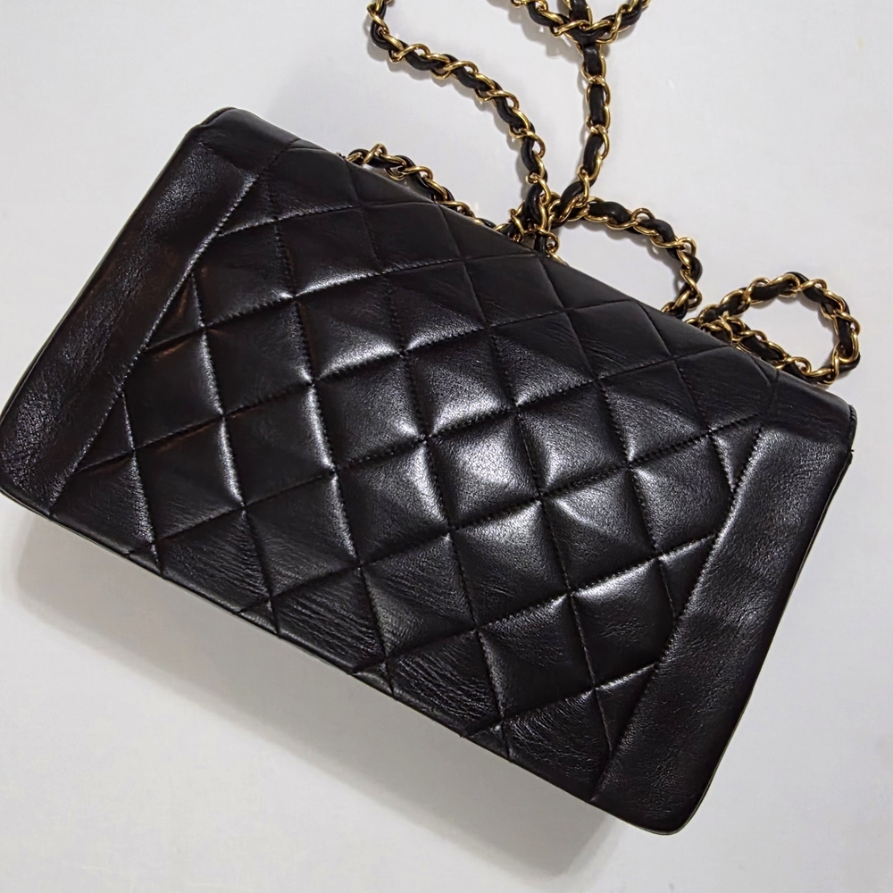 Chanel Diana In Lambskin Leather - Picture 2 of 10